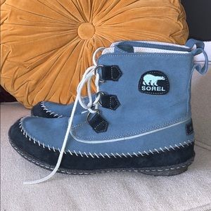 Blue Sorel Moccasin Boots